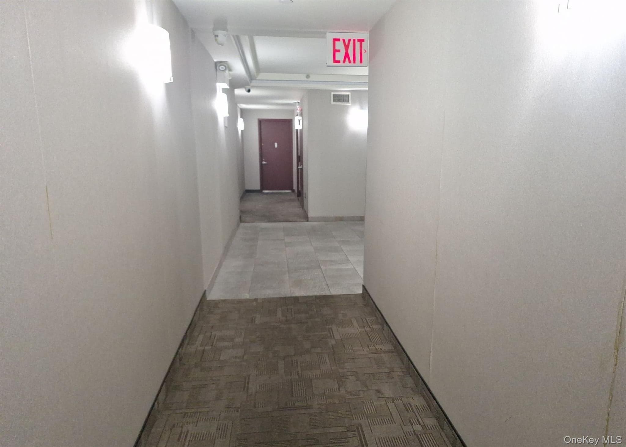 715 Fox Street Unit: 5J thumbnail 3