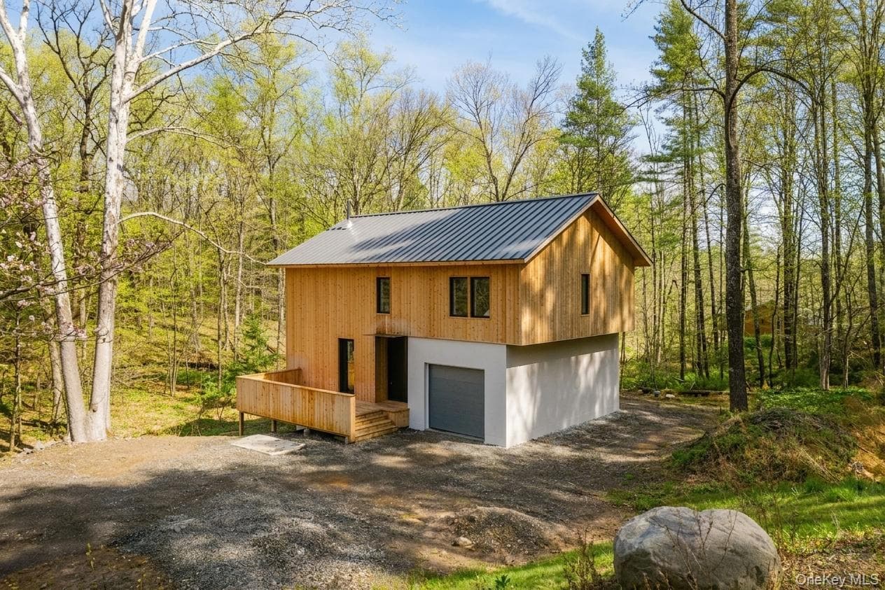 332 Mohonk Road thumbnail 5