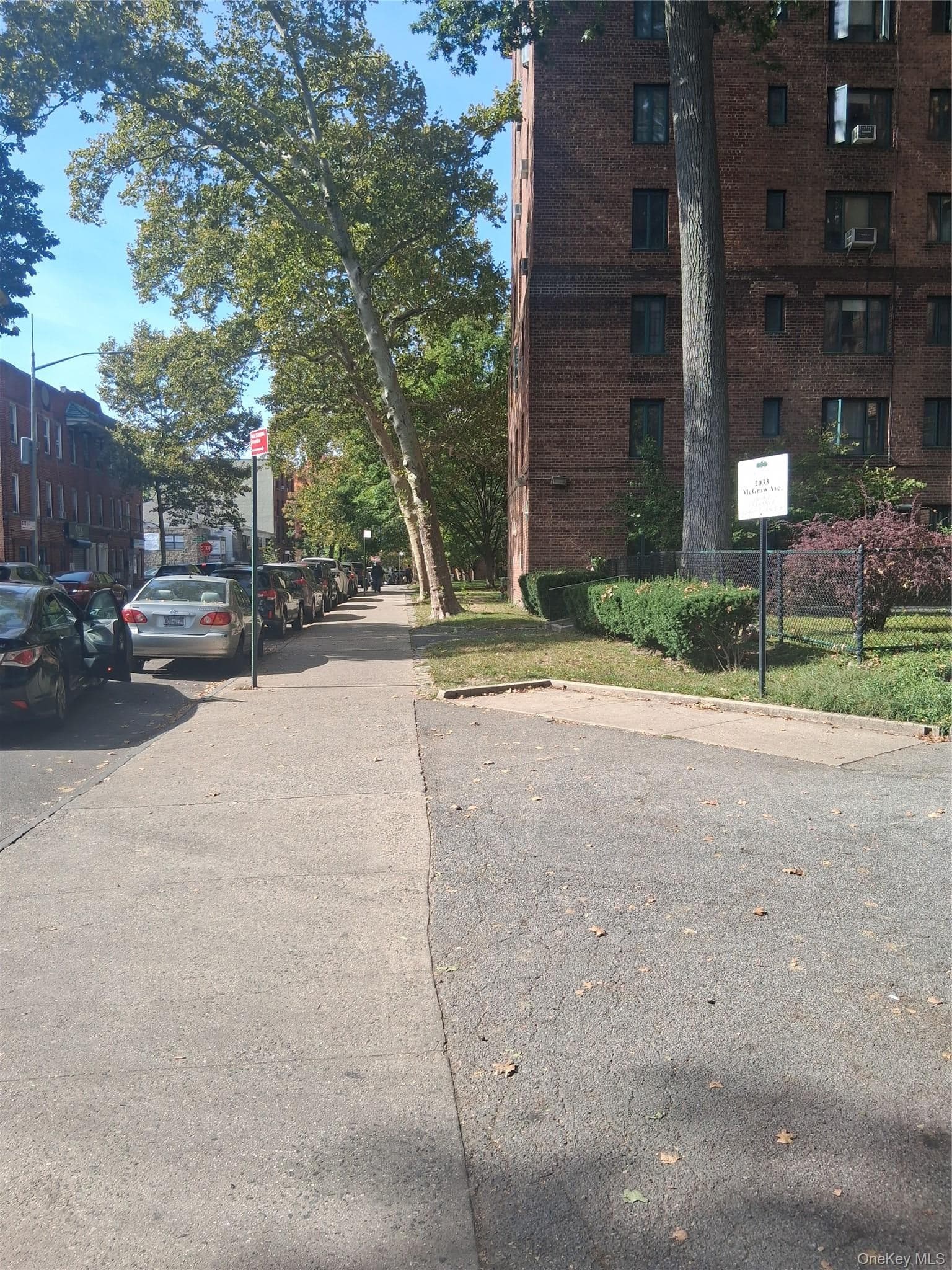 2033 Mcgraw Avenue Unit: 6E thumbnail 2