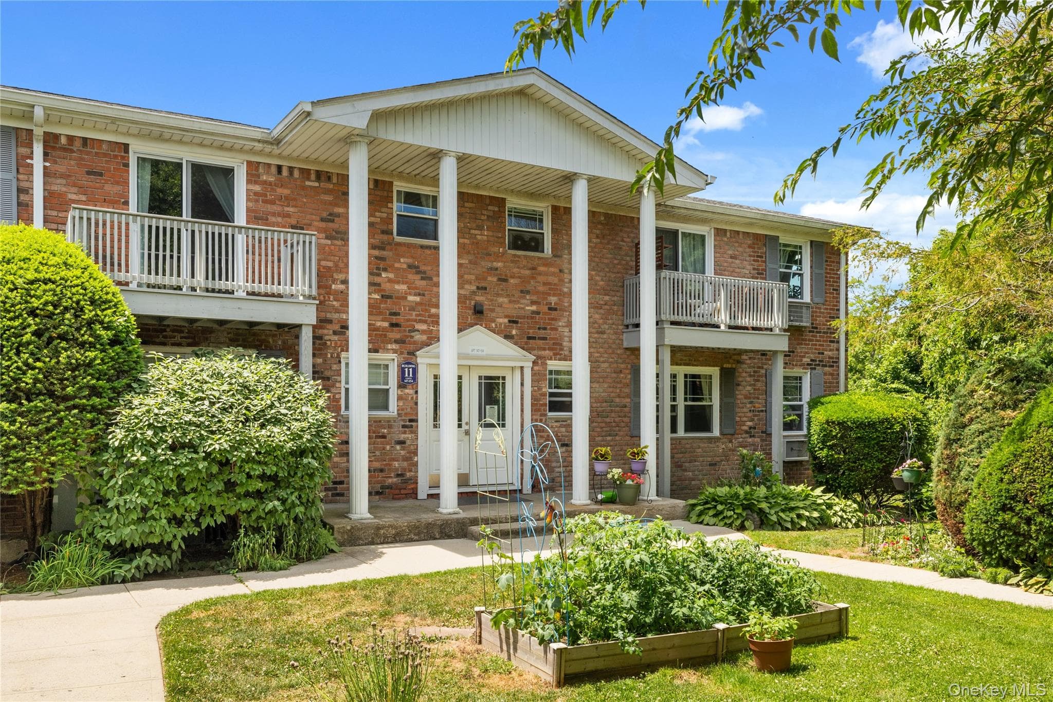 147 Fairharbor Drive Unit: 147 photo 1