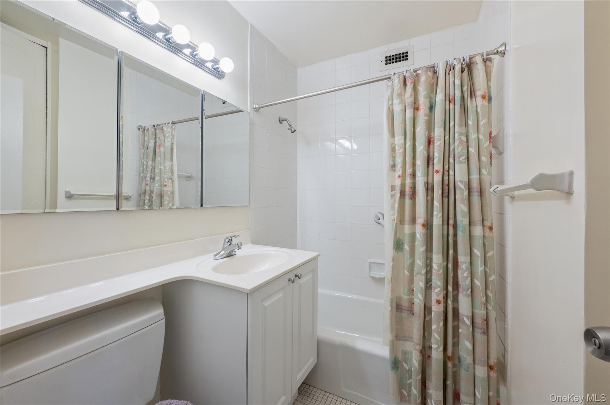 2500 Johnson Avenue Unit: 12N thumbnail 9