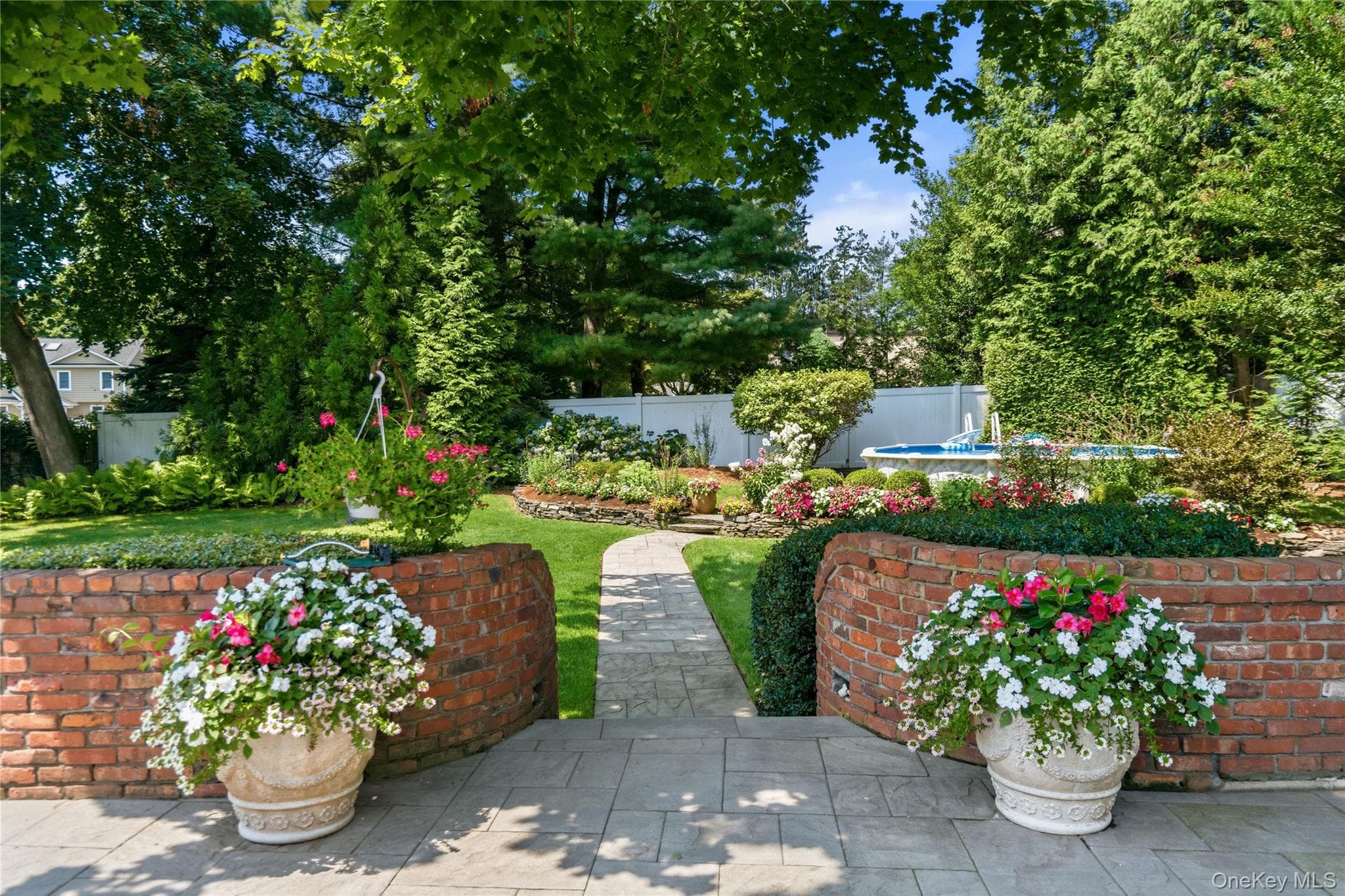 211 Berry Hill Road thumbnail 31