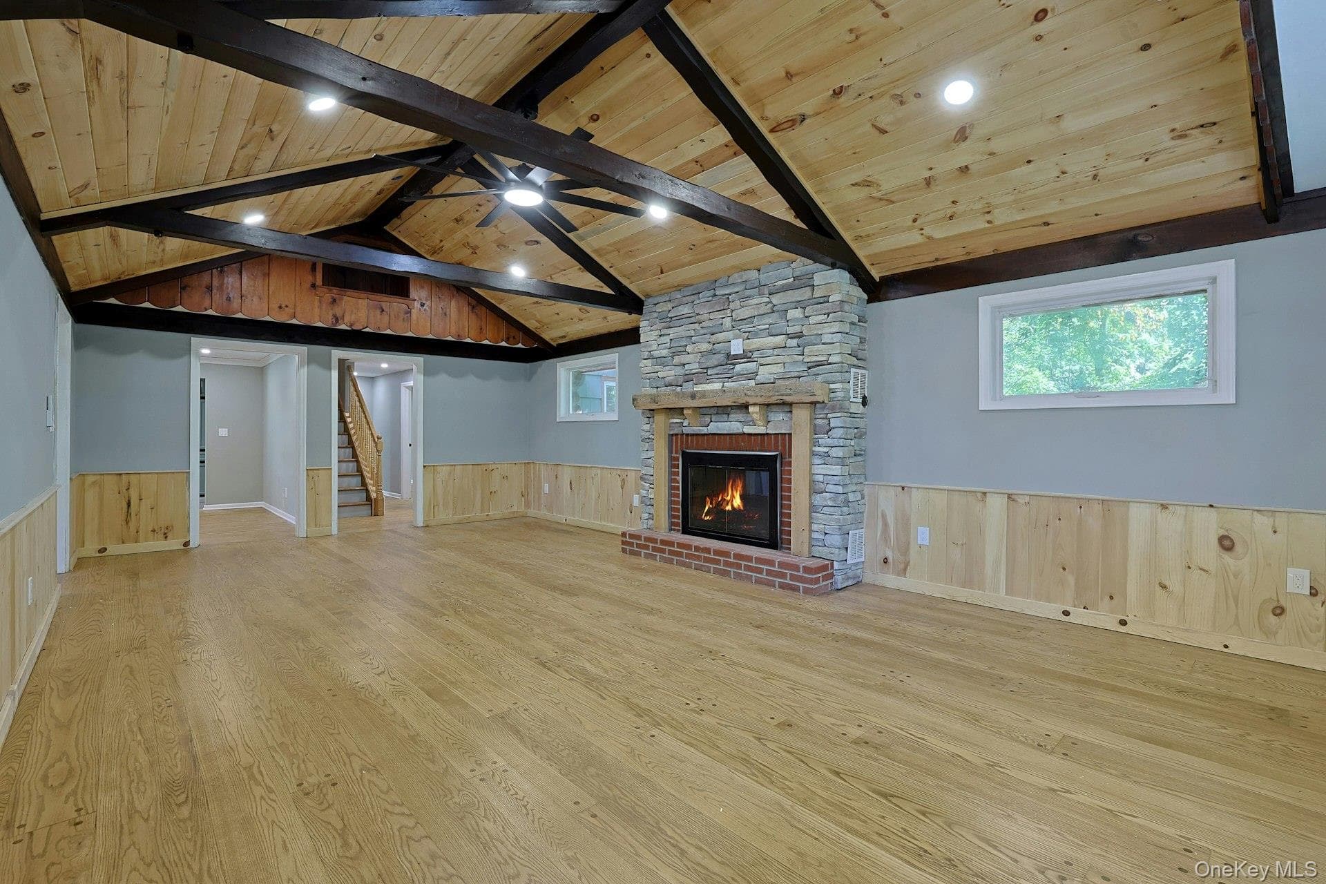 556 Babbling Brook Lane thumbnail 8