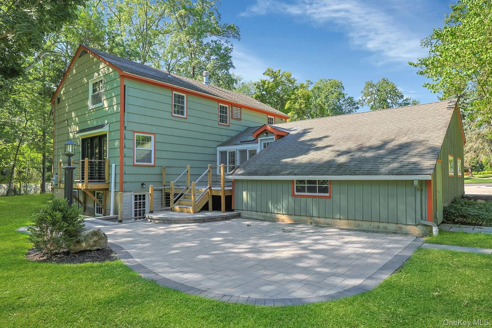 556 Babbling Brook Lane thumbnail 43