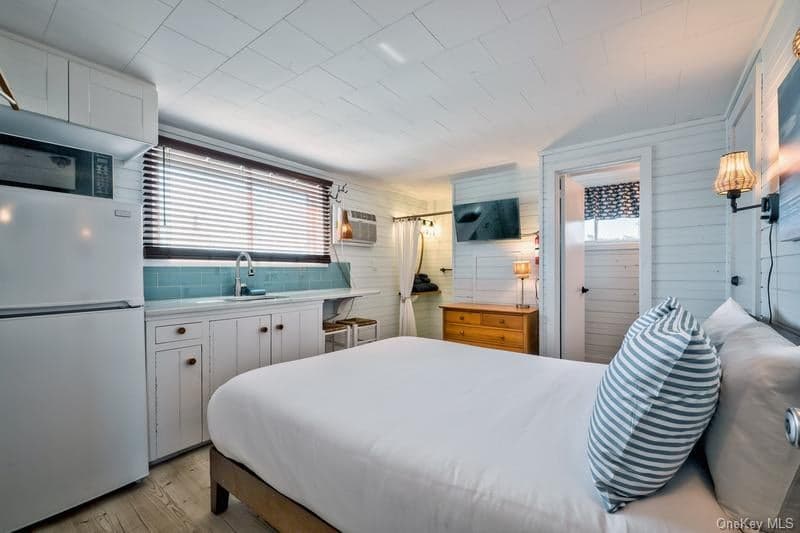 78 Bayview Avenue Unit: 21 & 22 thumbnail 6