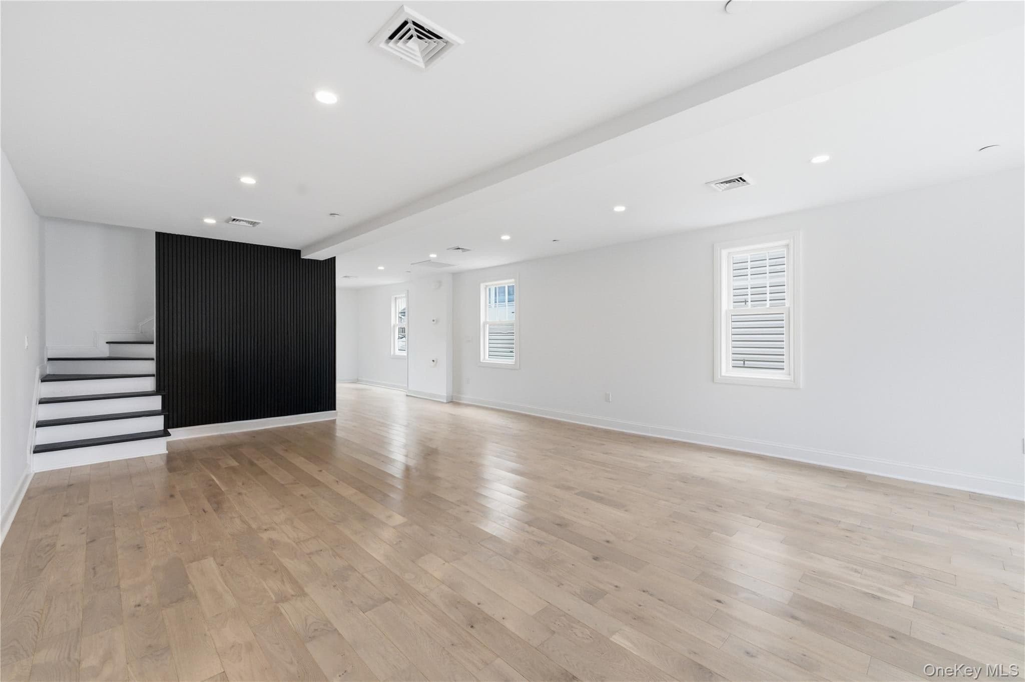 157 Sportsmans Avenue thumbnail 11