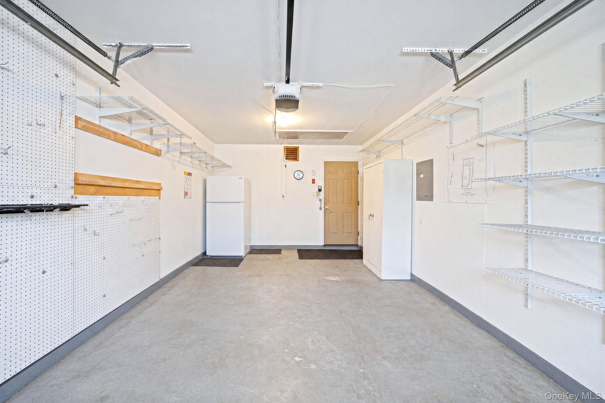 20 Wainscott Court thumbnail 25