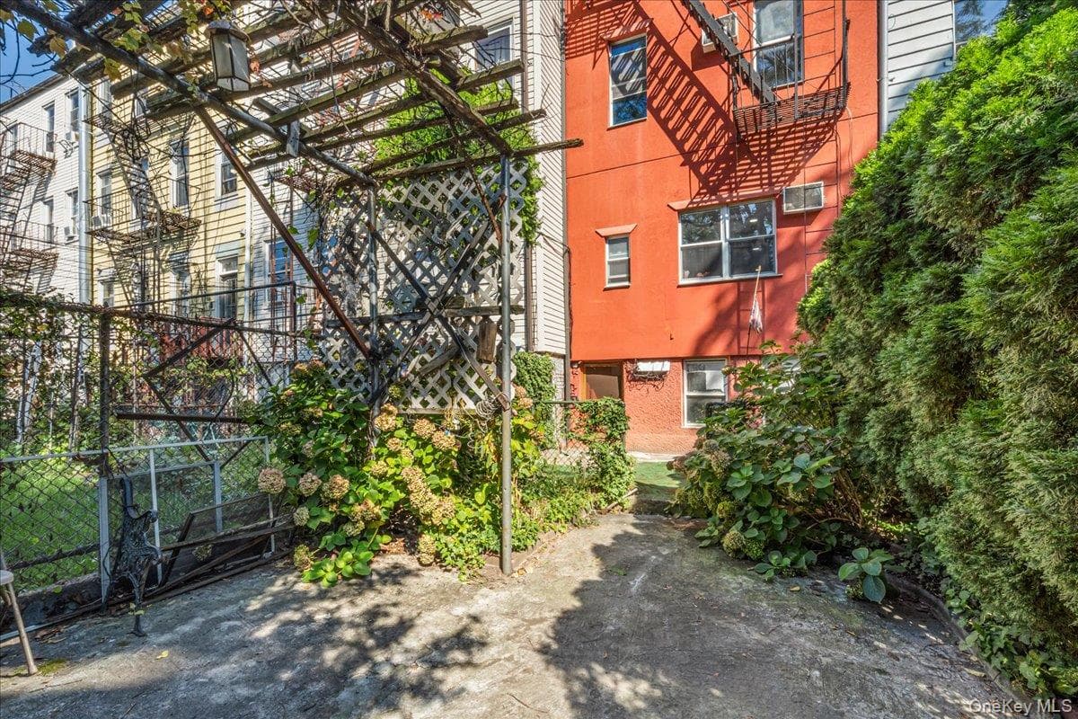 37 Jewel Street thumbnail 28