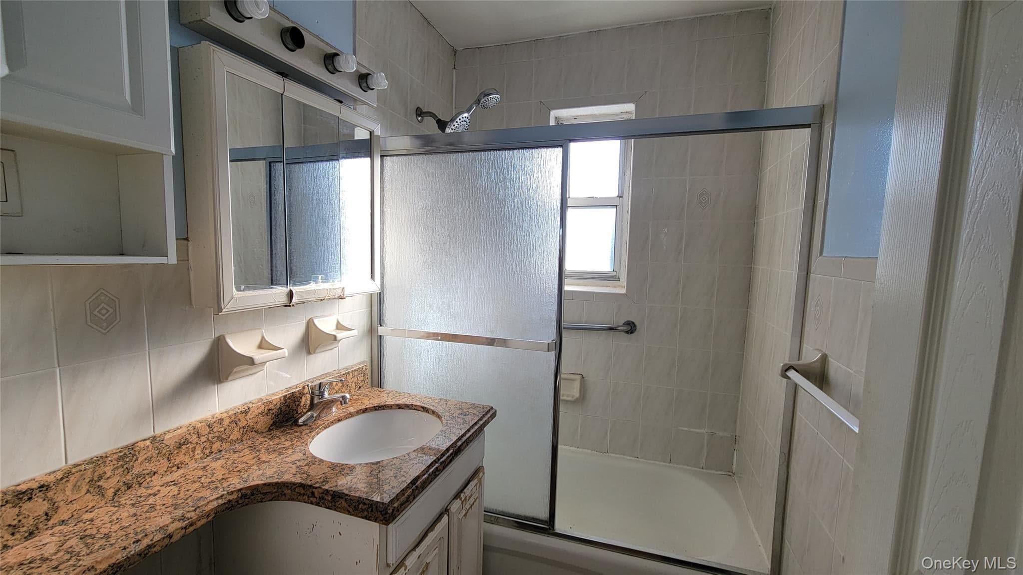 66-10 111 Street Unit: 3B thumbnail 7