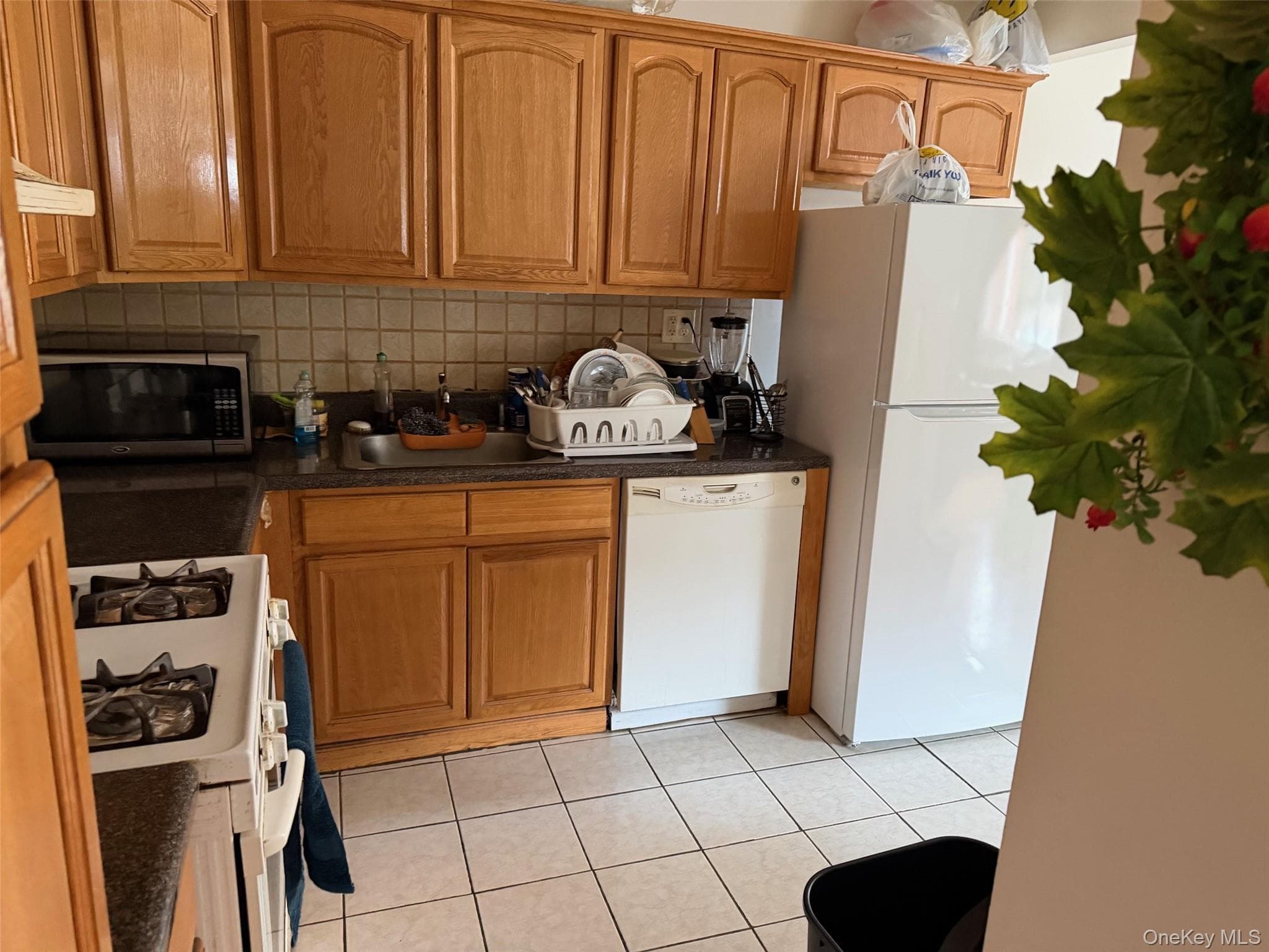201-22 43rd Avenue thumbnail 3