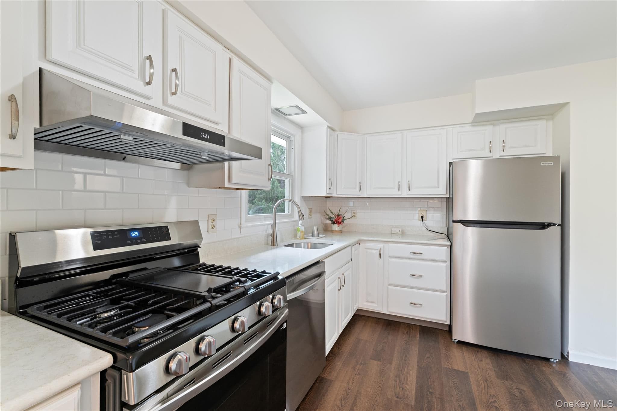 11 Alpert Drive thumbnail 20
