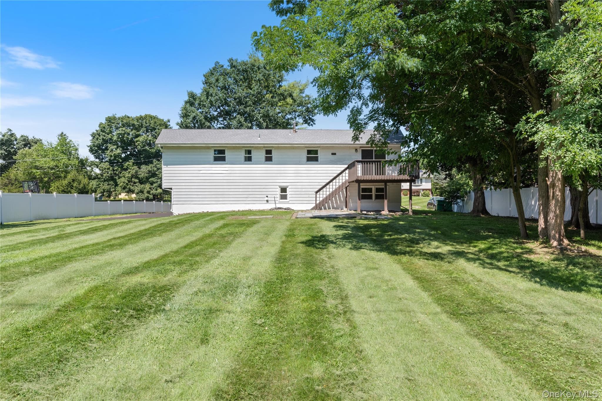11 Alpert Drive thumbnail 45
