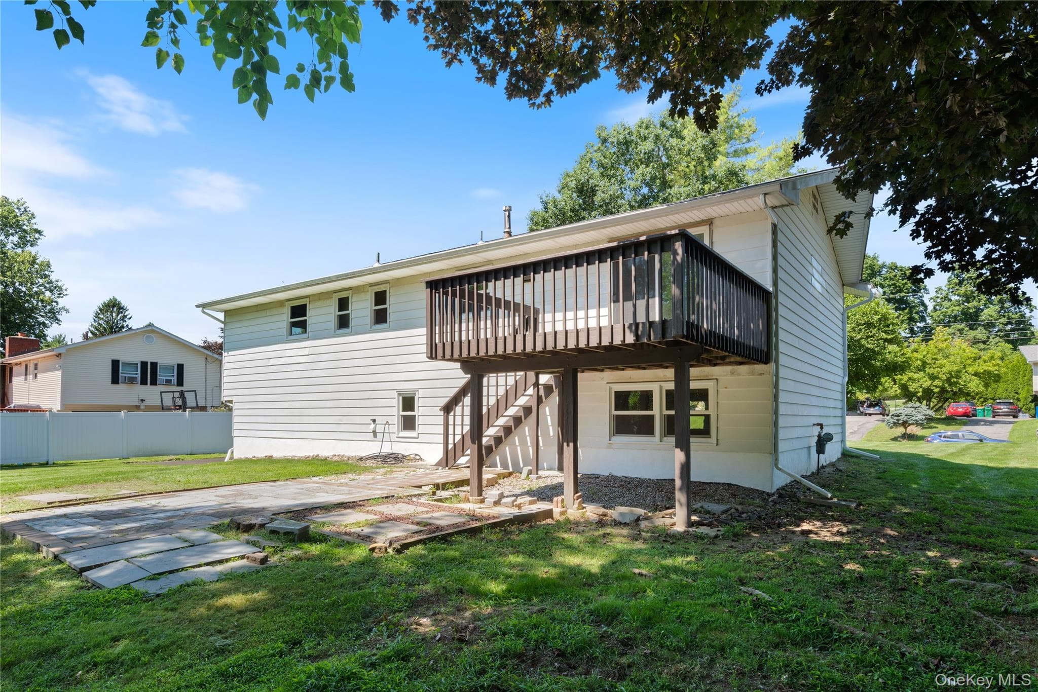11 Alpert Drive thumbnail 44