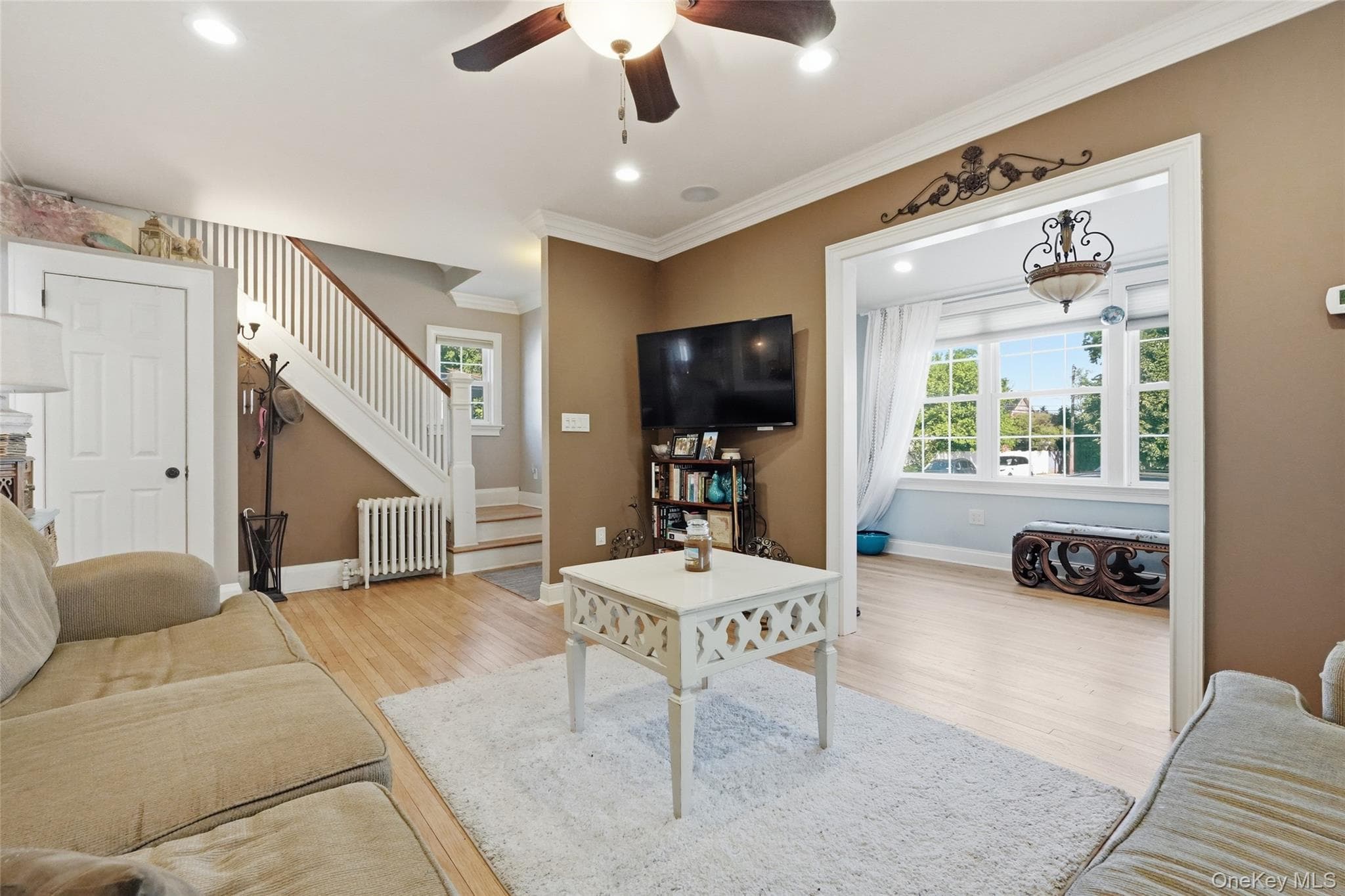 2913 Davis Street thumbnail 6