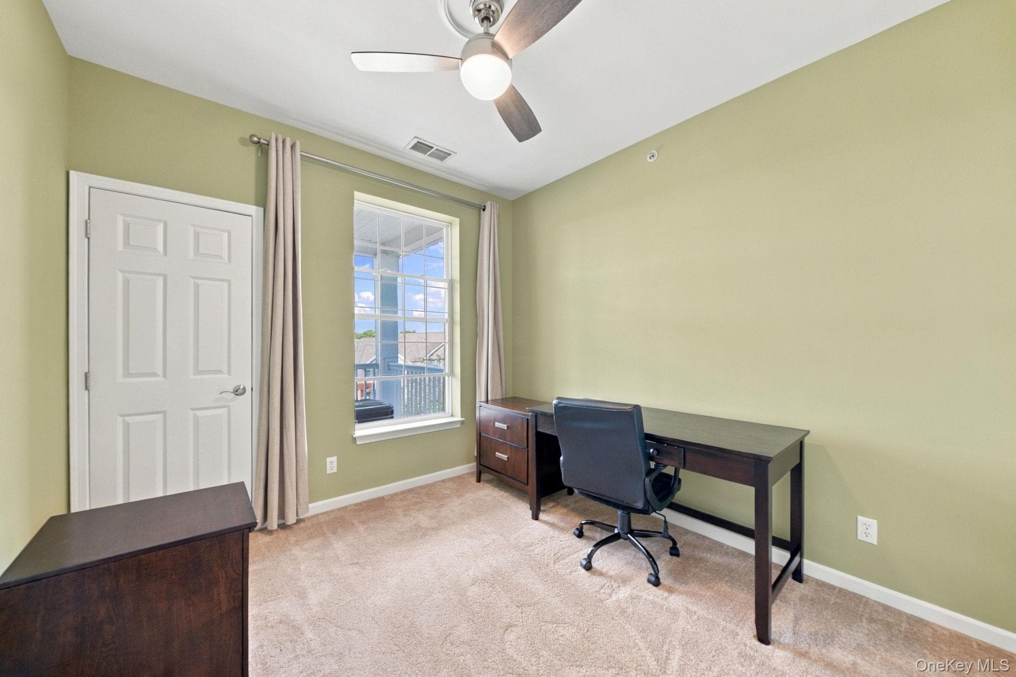 917 Saratoga Lane thumbnail 12