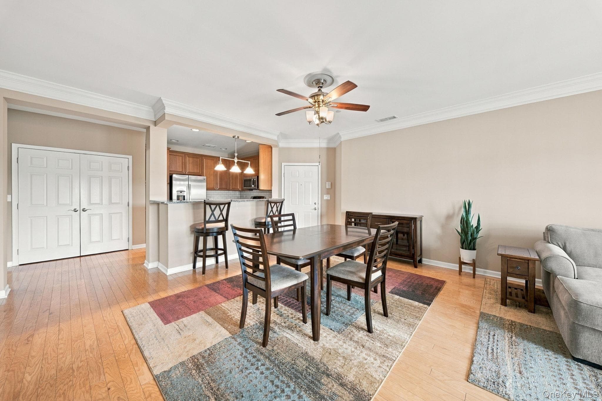 917 Saratoga Lane thumbnail 14
