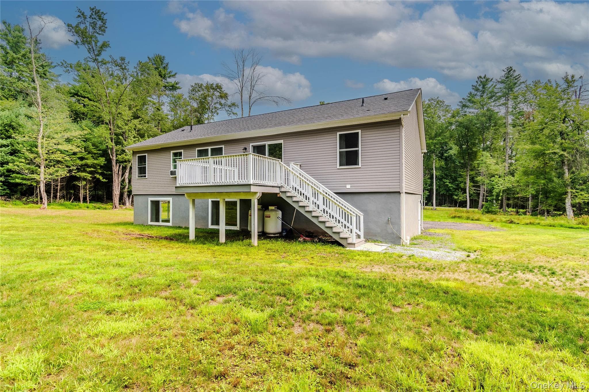 26 Summit Drive thumbnail 27