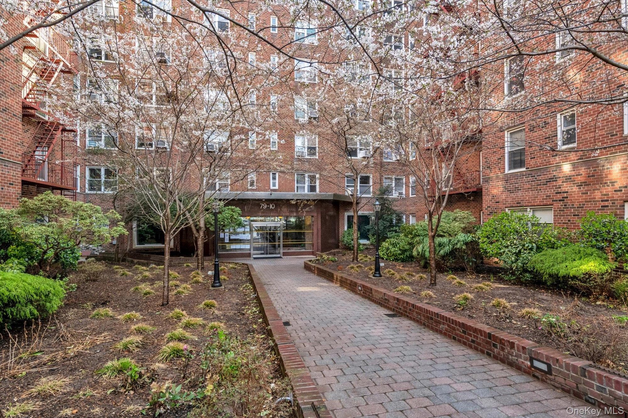 79-10 34th Avenue Unit: 7W photo 1