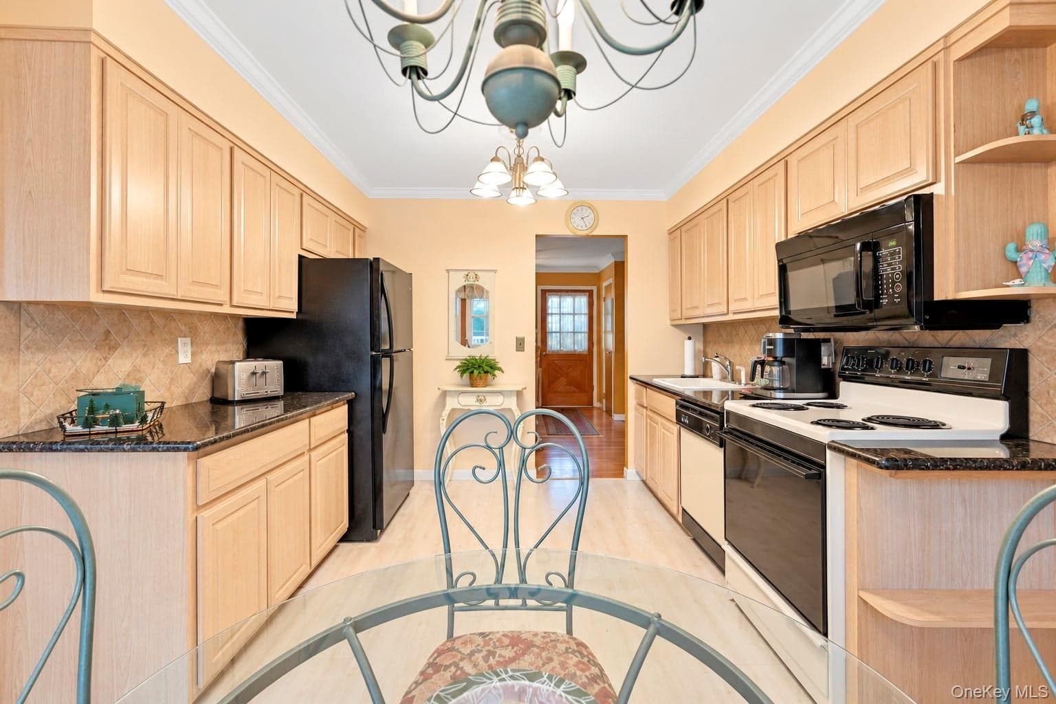 2306 Pine Avenue thumbnail 19