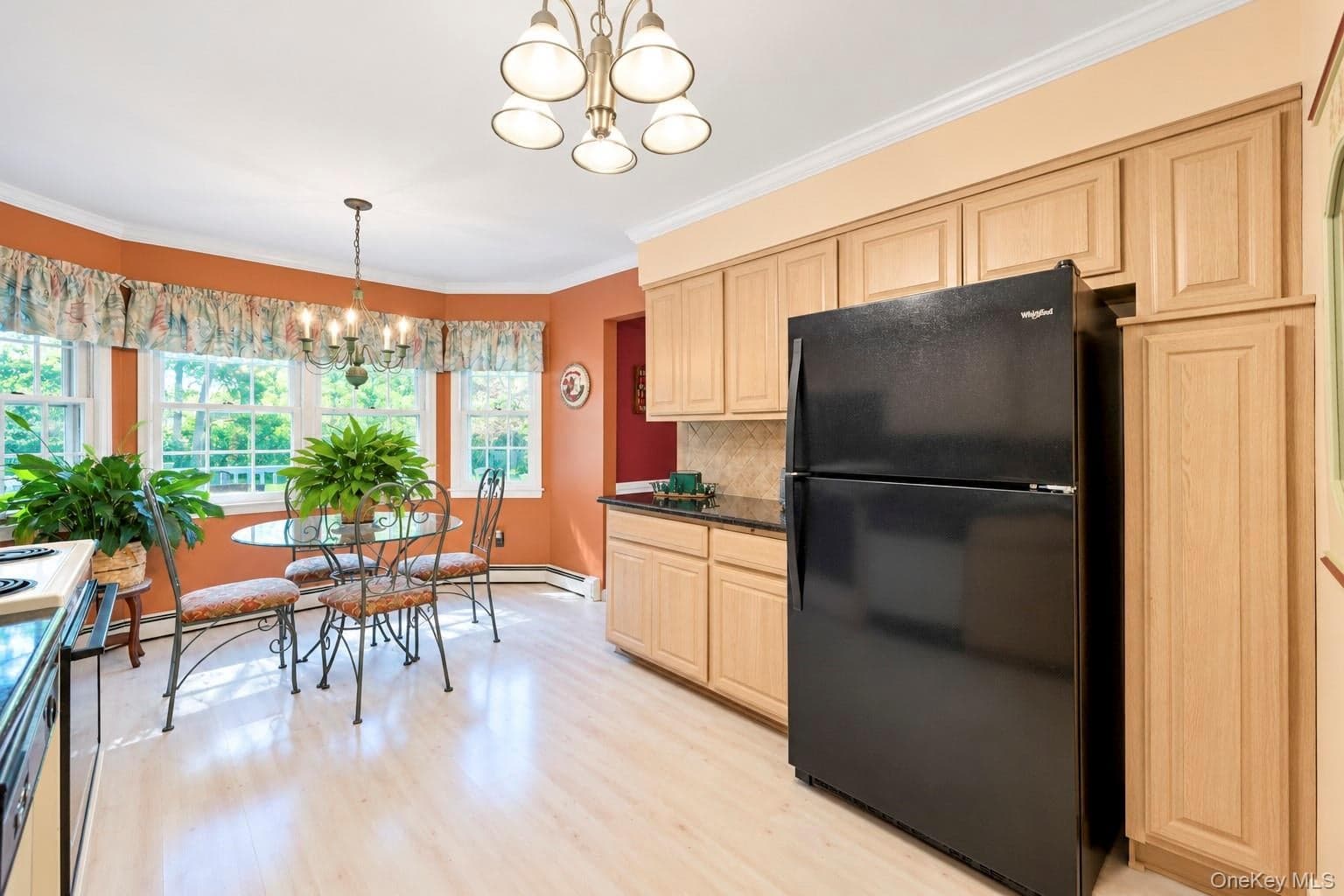2306 Pine Avenue thumbnail 16