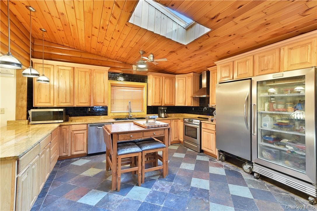 256 Ridge Road thumbnail 9