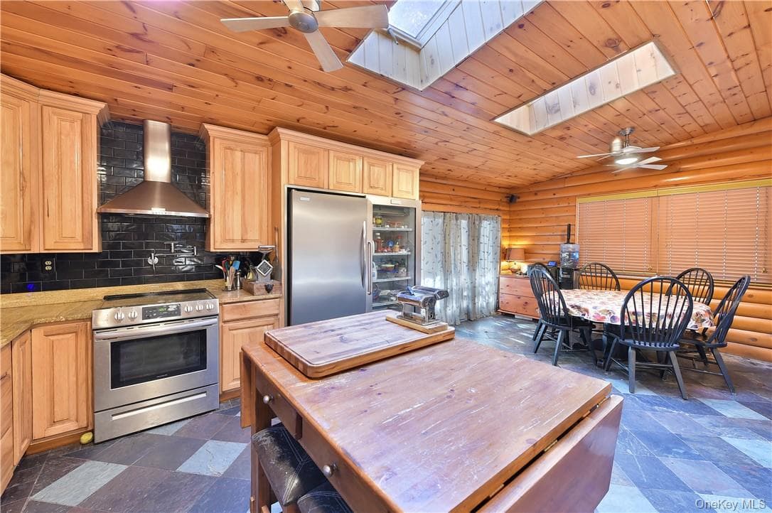 256 Ridge Road thumbnail 10