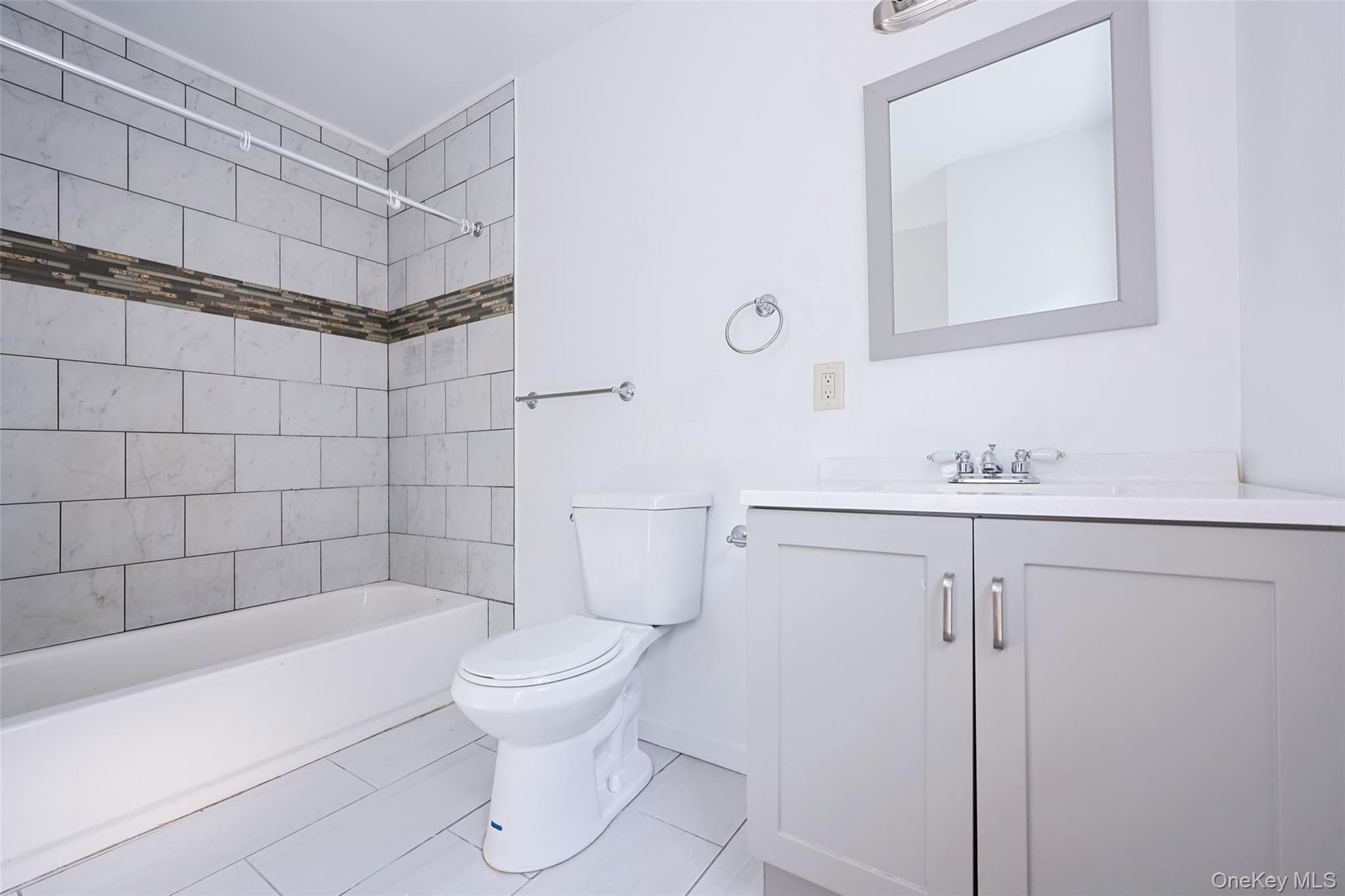 147 Orchard Street thumbnail 17