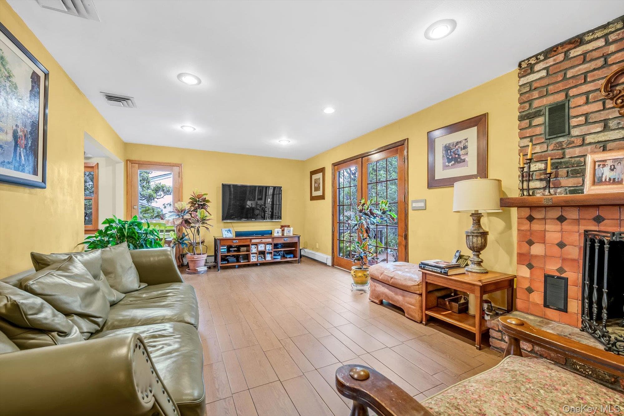 740 Kearny Drive thumbnail 3