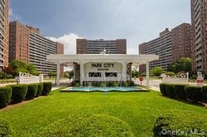 61-15 98th Street Unit: 8K thumbnail 2