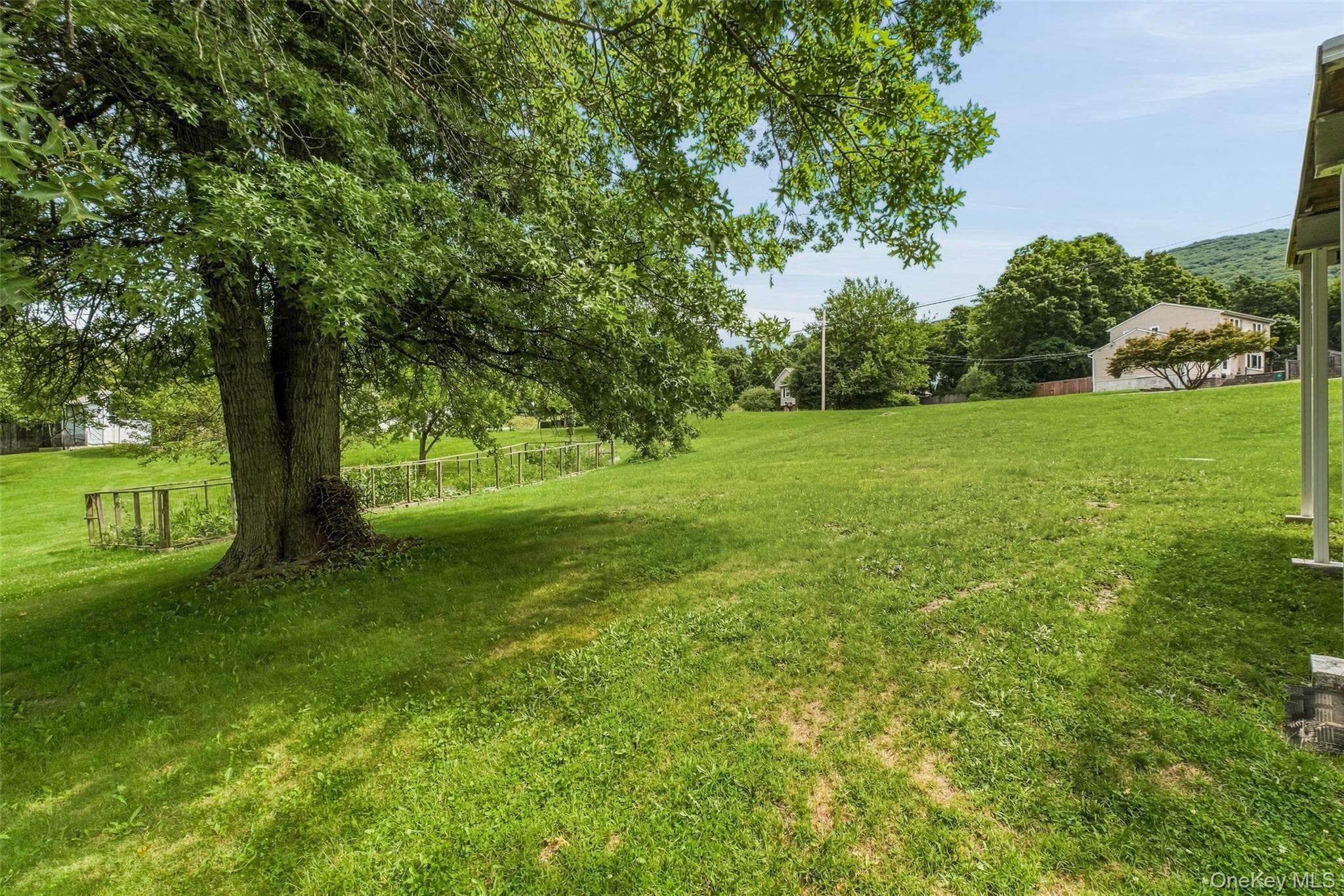 35 Willow Road thumbnail 27