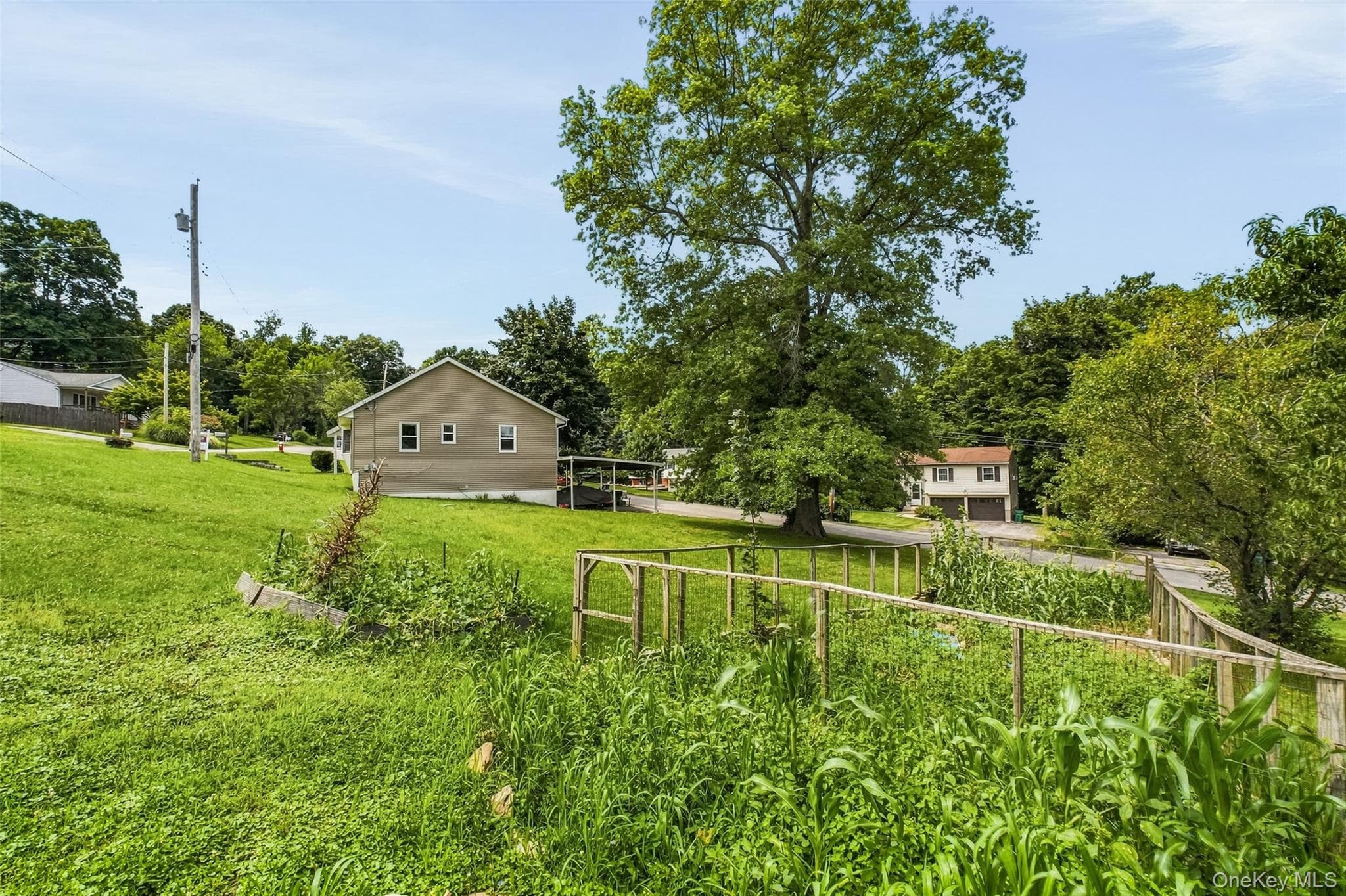 35 Willow Road thumbnail 24