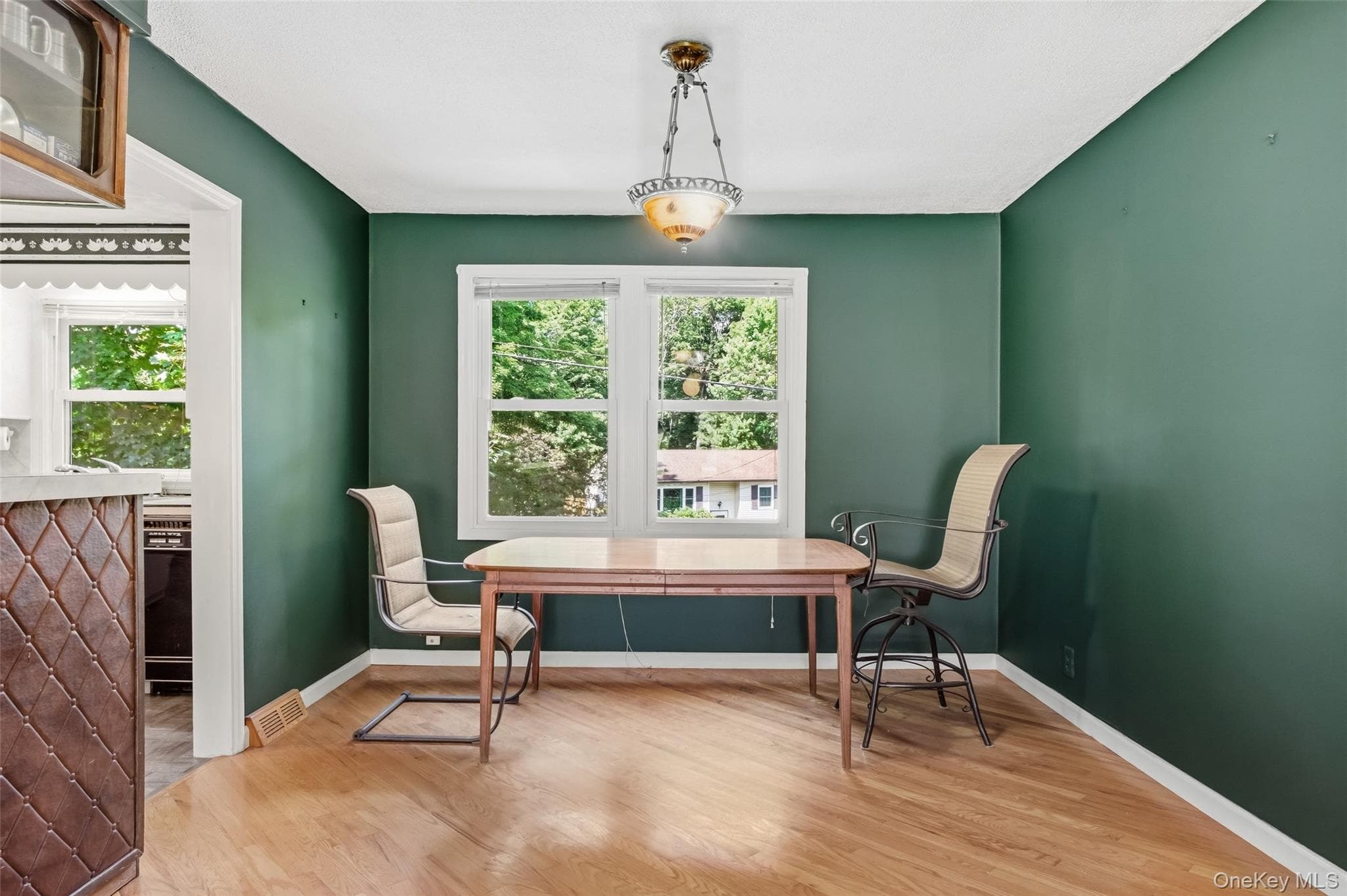 35 Willow Road thumbnail 10