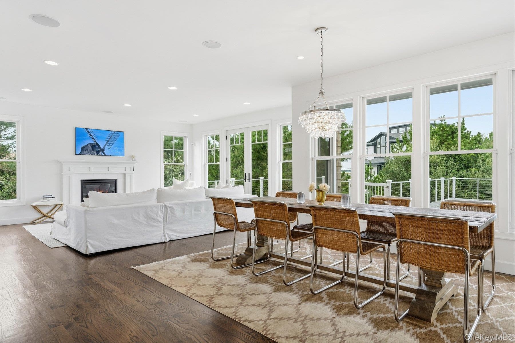 824 Dune Road thumbnail 10