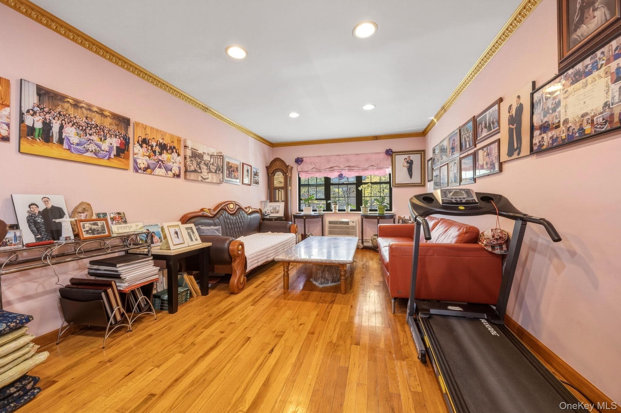 240-43 69 Avenue thumbnail 5