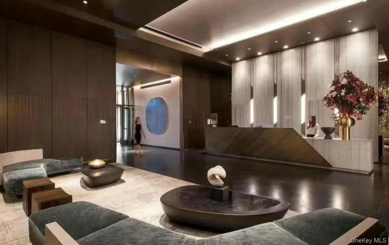 13336 37th Avenue Unit: 6F, Flushing