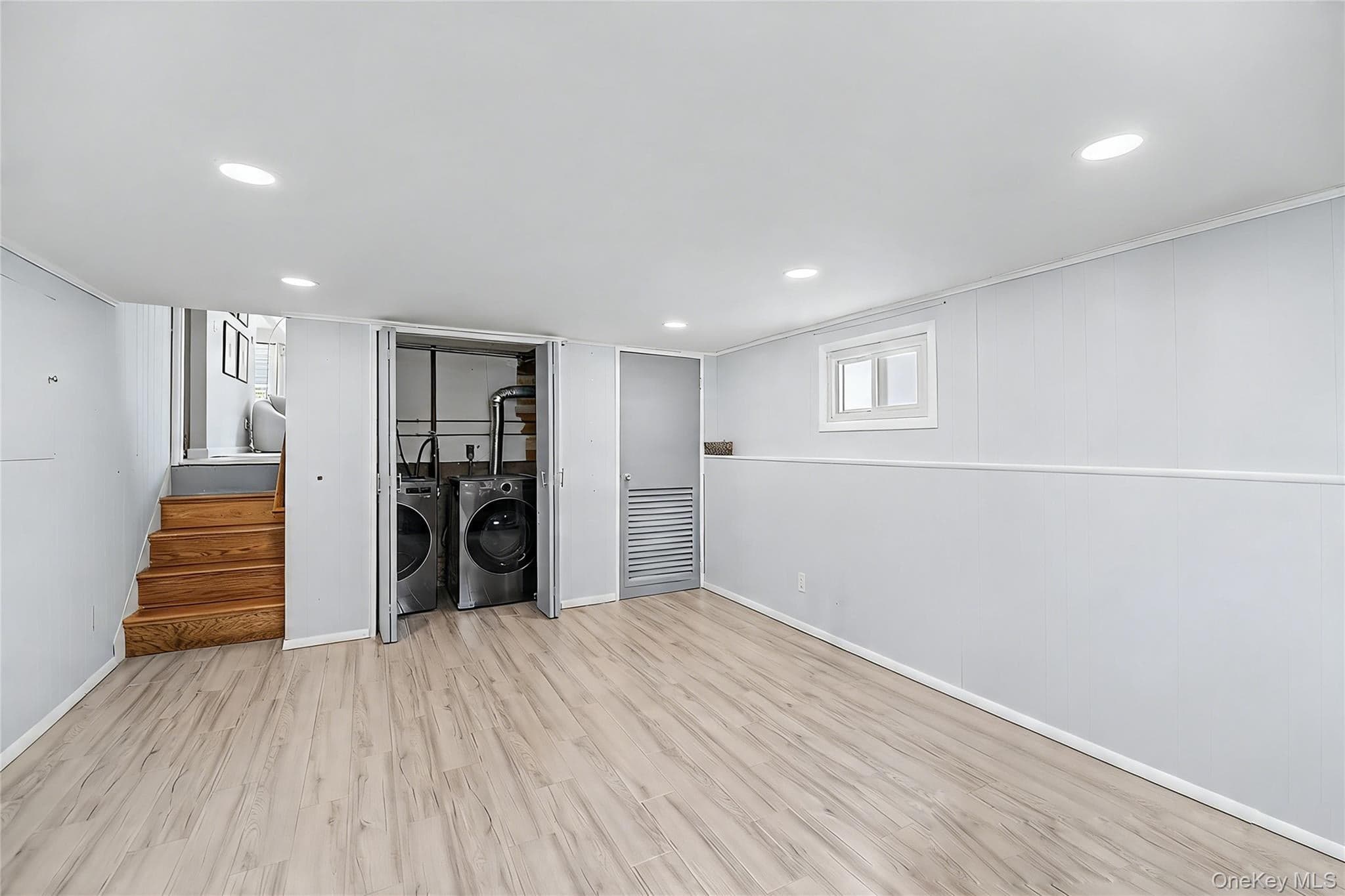 16 Hunt Place thumbnail 14