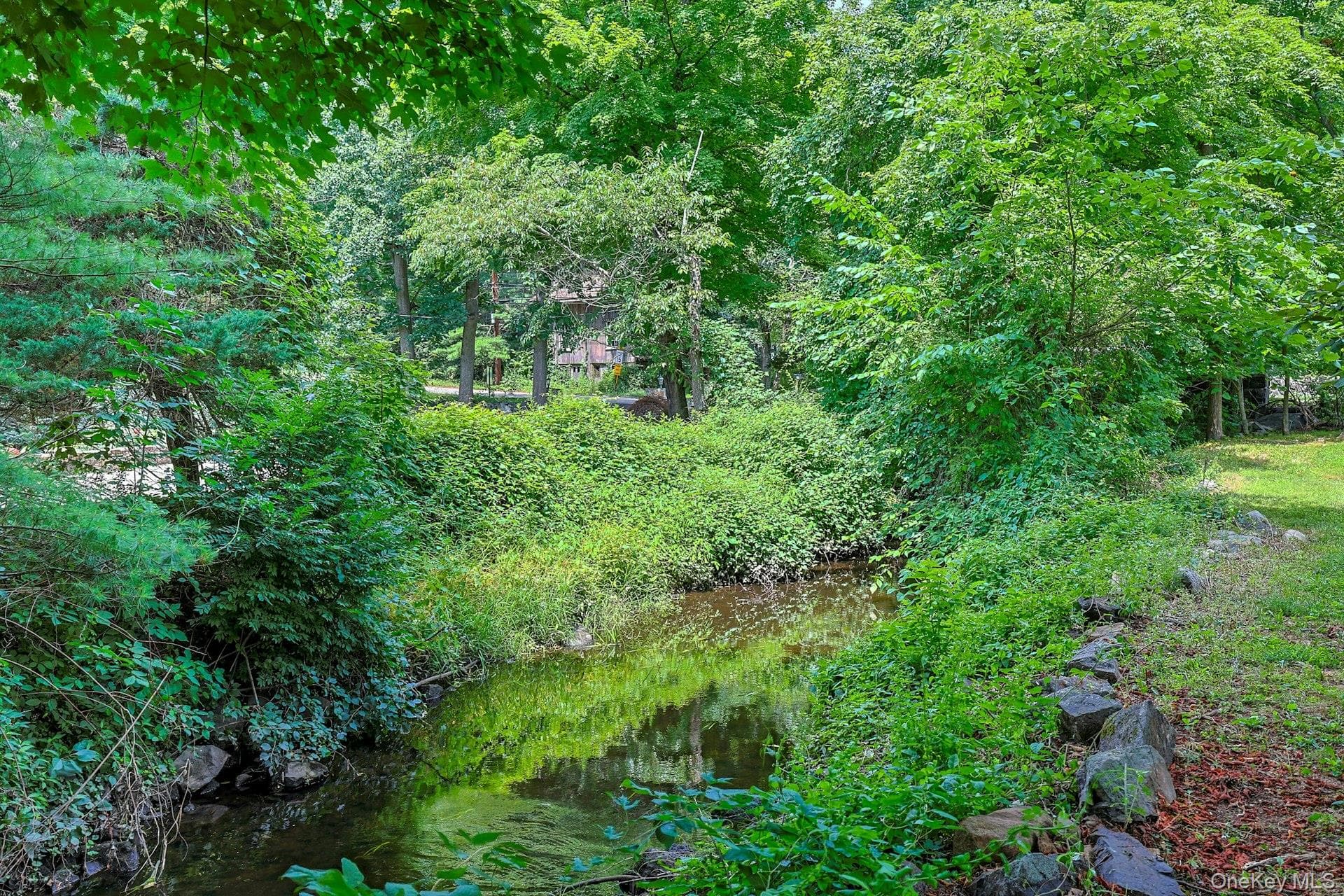 252 Watch Hill Road thumbnail 33