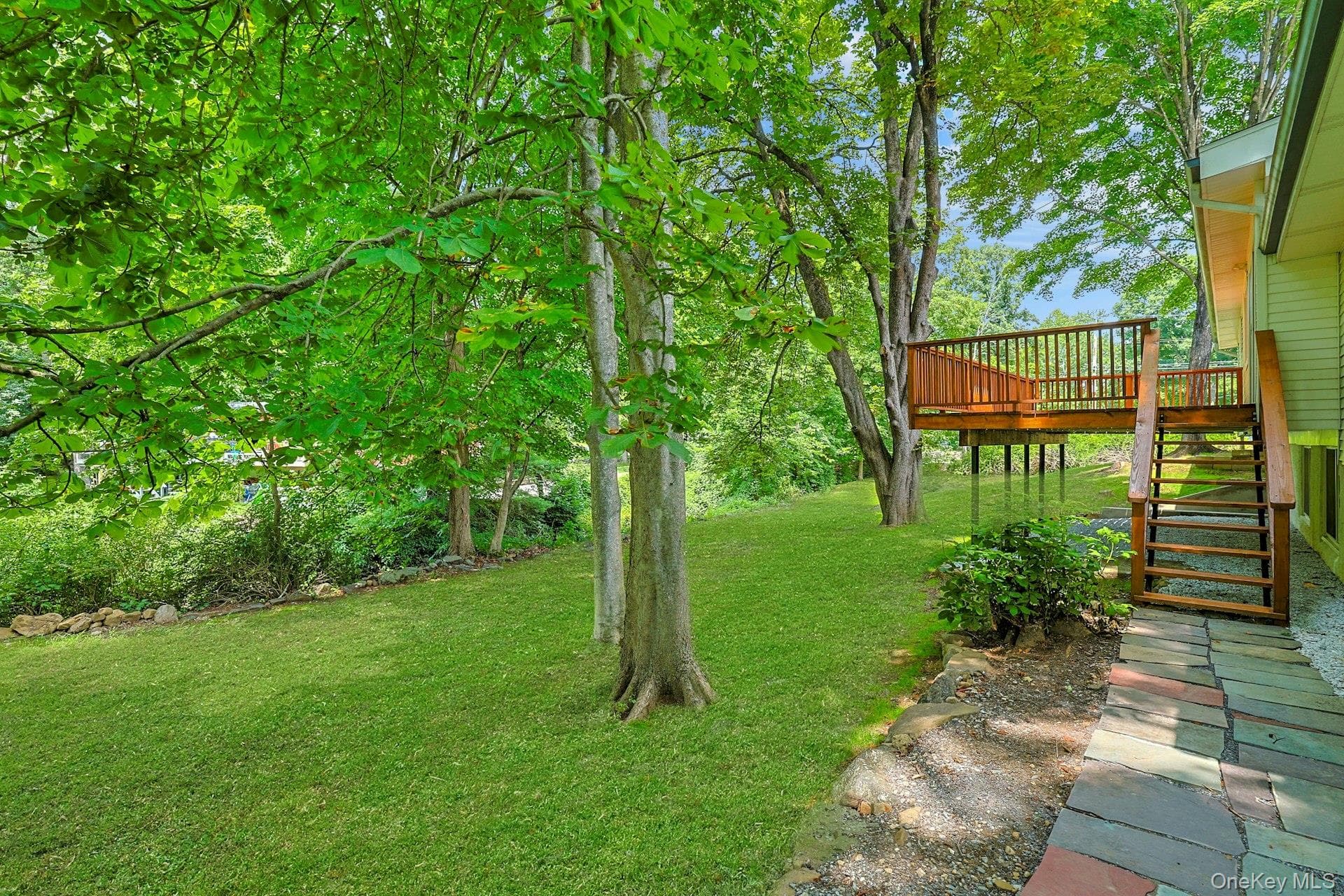 252 Watch Hill Road thumbnail 31