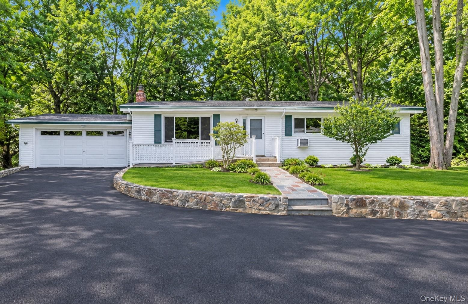252 Watch Hill Road, Cortlandt Manor