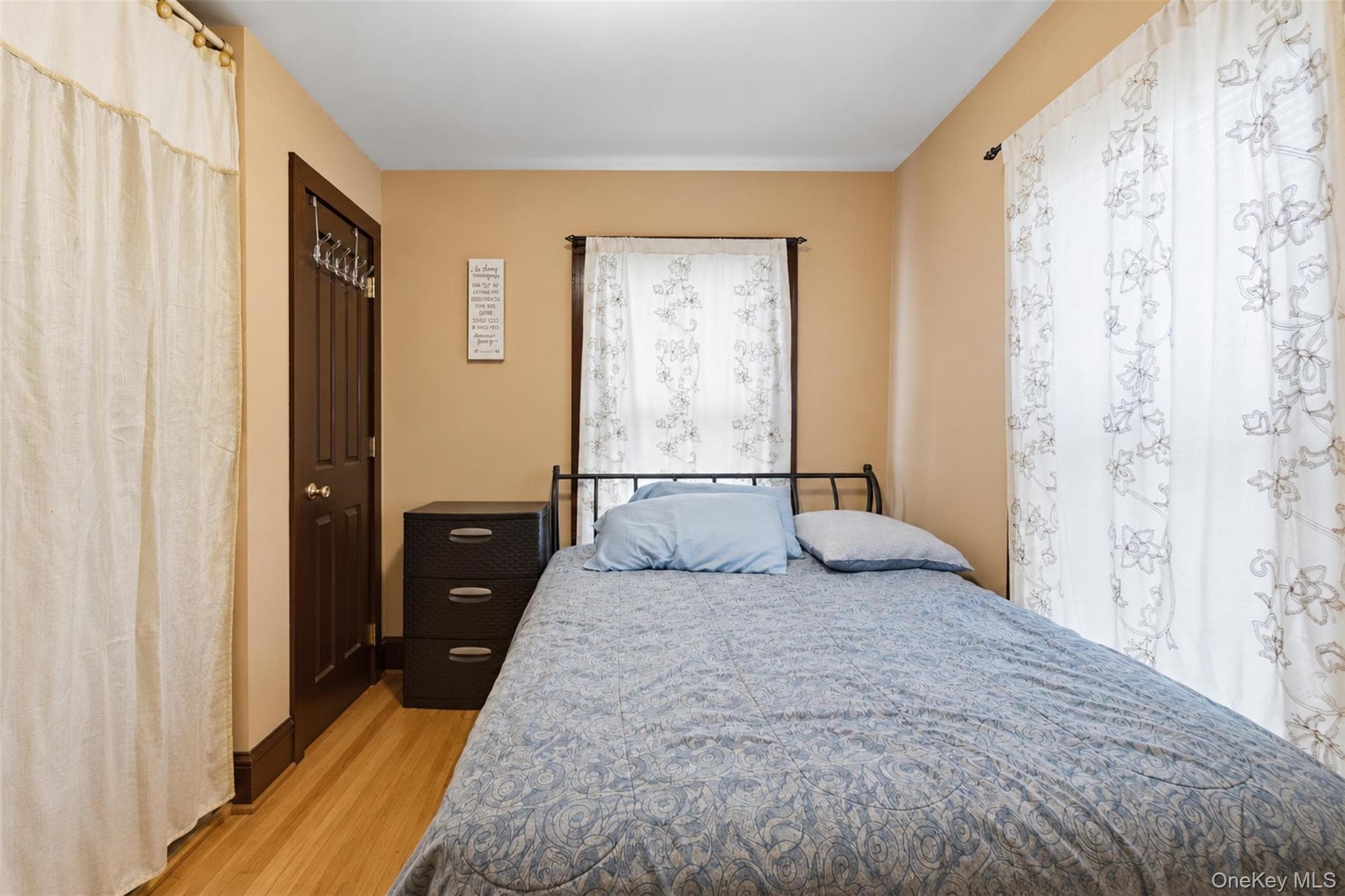 13 Columbia Avenue thumbnail 6