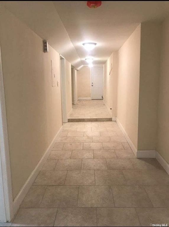 1857 Holland Avenue thumbnail 21