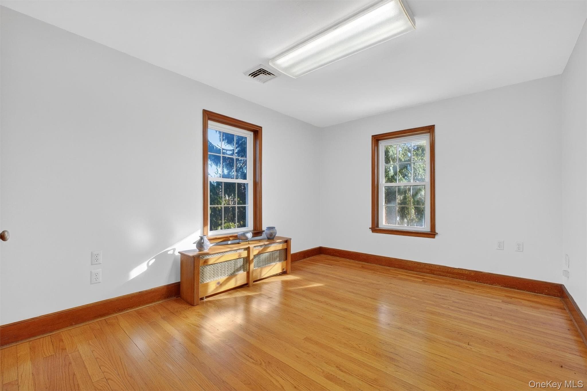 563 Temple Hill Road thumbnail 11