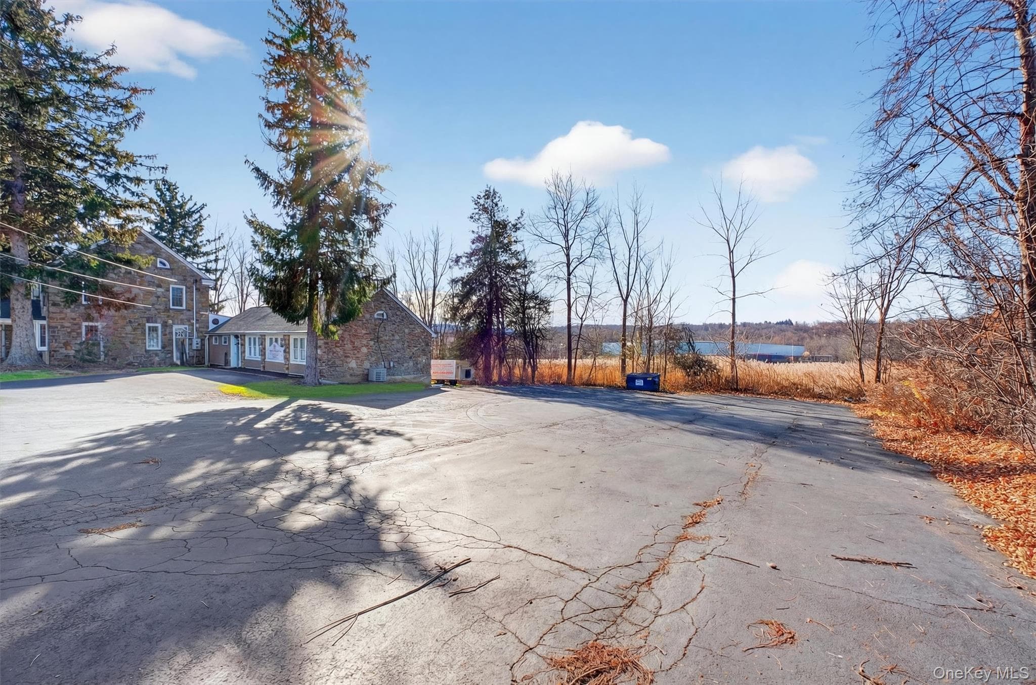 563 Temple Hill Road thumbnail 17