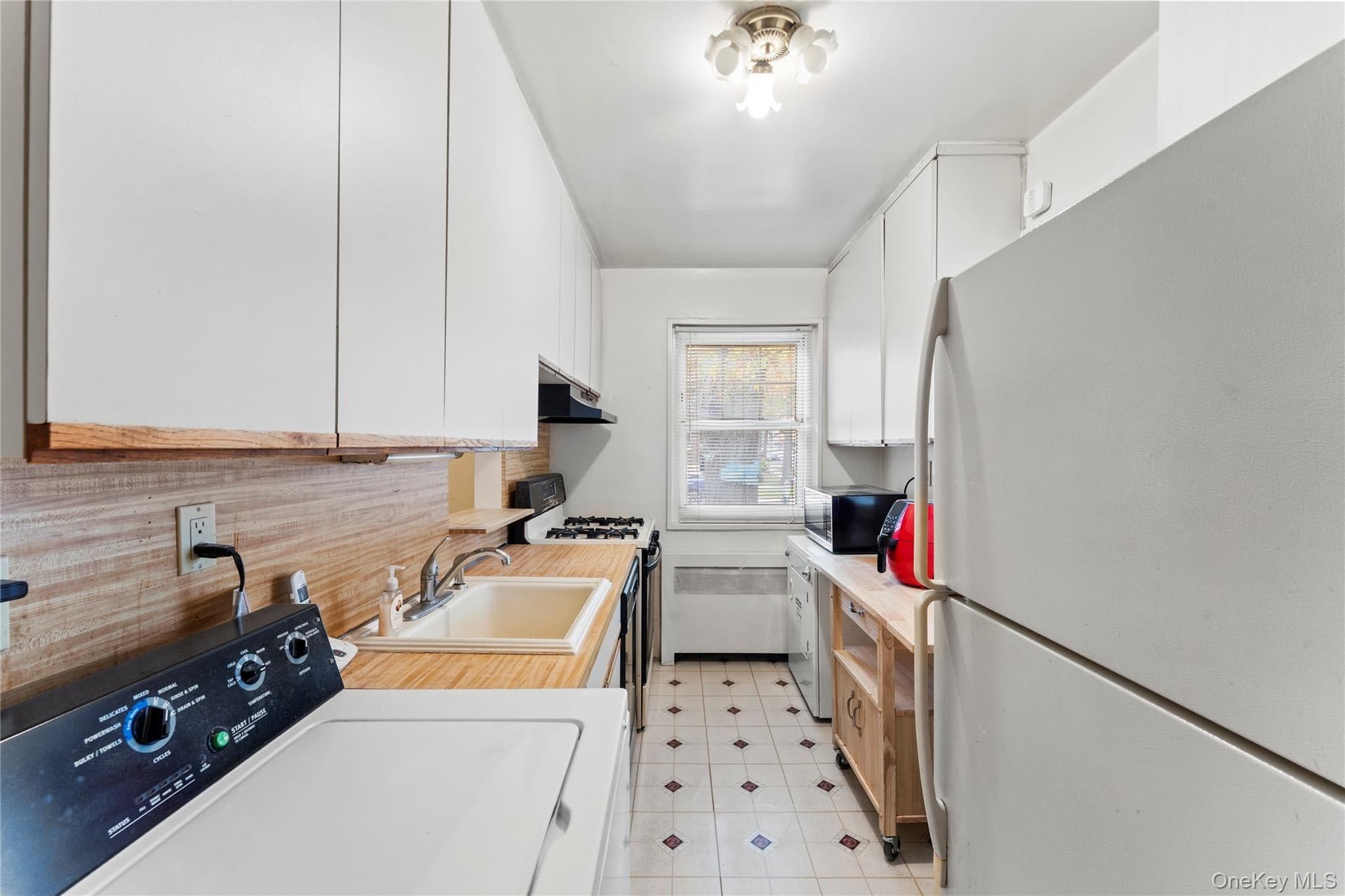 251-29 61st Avenue Unit: #719 thumbnail 6