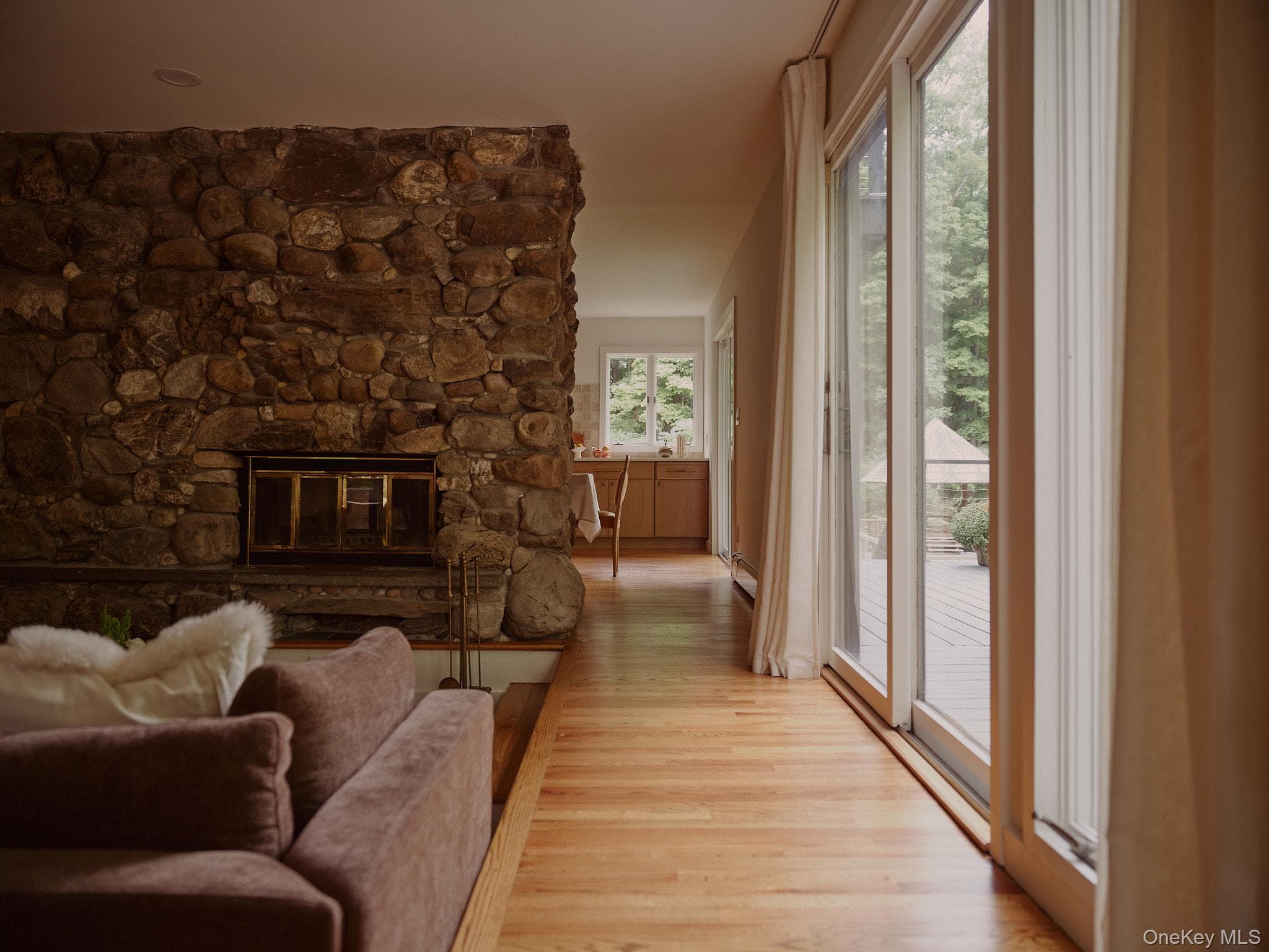 173 Spruce Lane thumbnail 11
