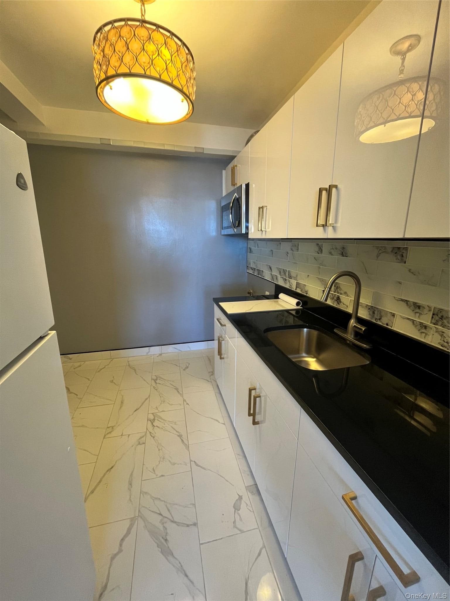 2 Fordham Hill Oval Unit: 12E thumbnail 2