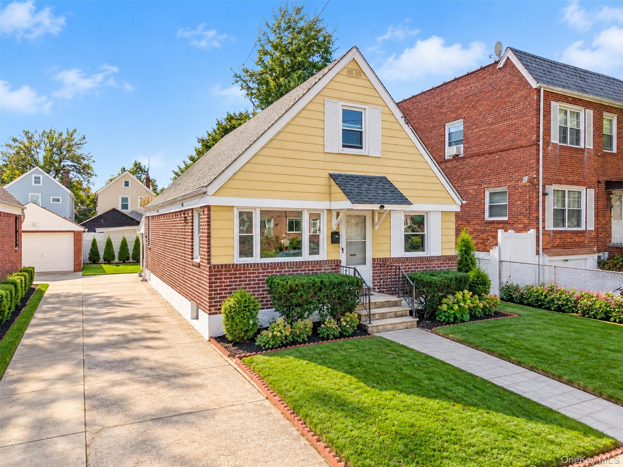 89-68 Springfield Boulevard thumbnail 2
