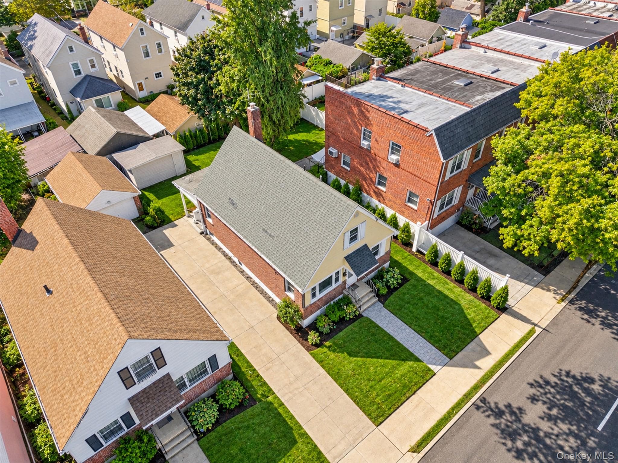 89-68 Springfield Boulevard thumbnail 21