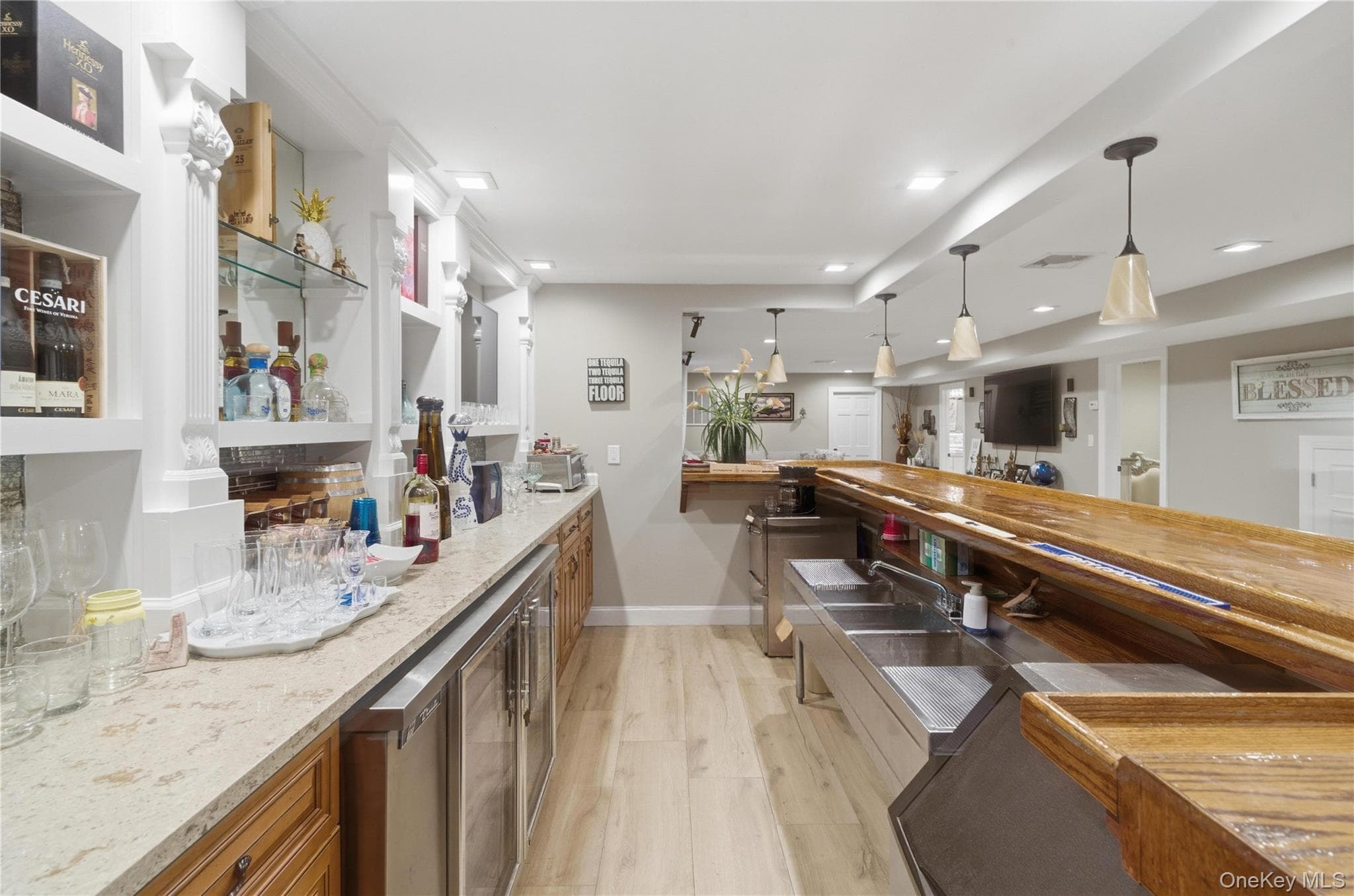 27 Davison Place thumbnail 29