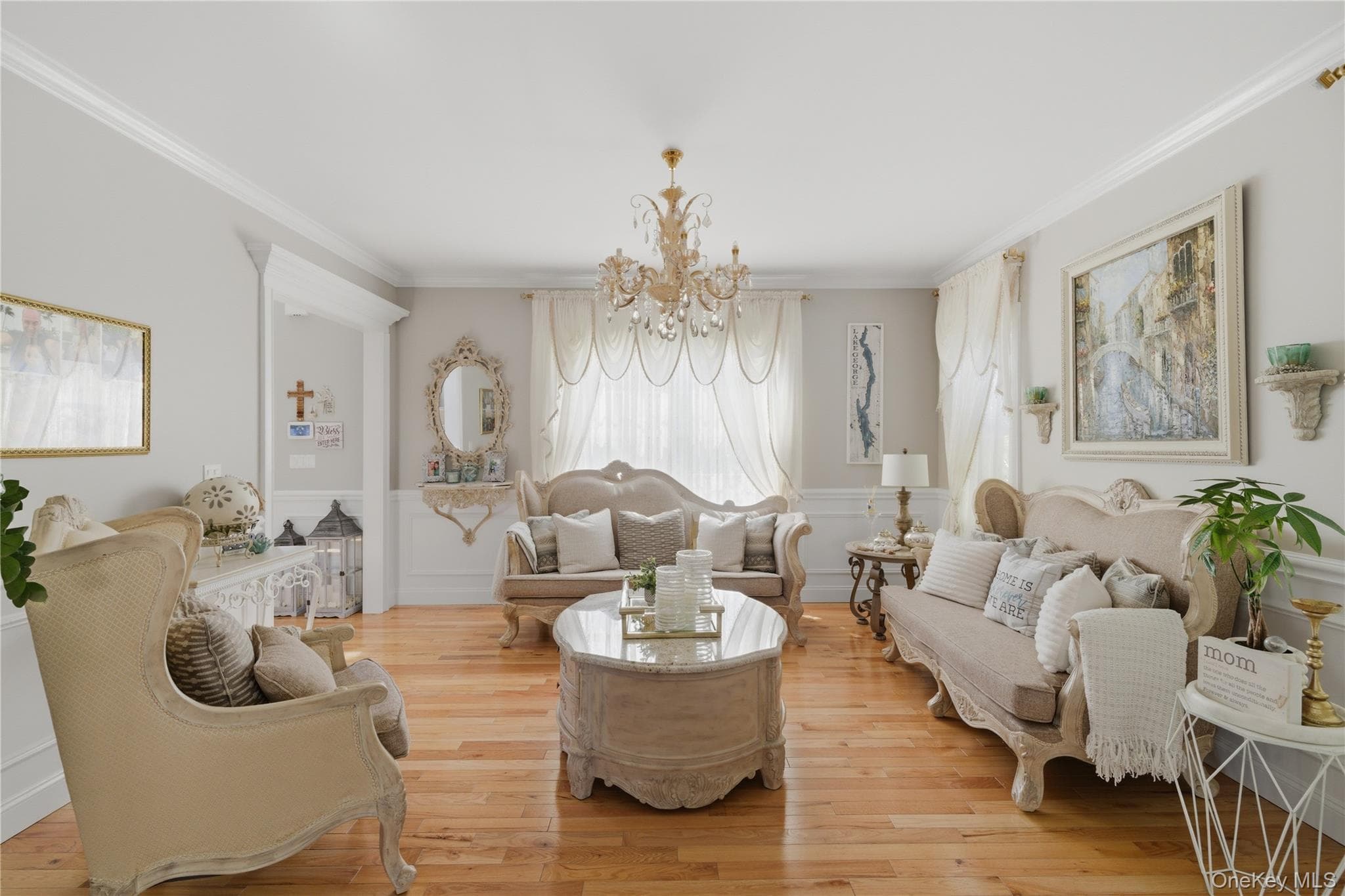 27 Davison Place thumbnail 15